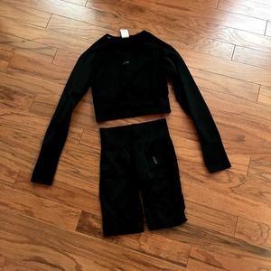 Gymshark Black Flex Long Sleeve and Biker Short Set Size Medium/Small